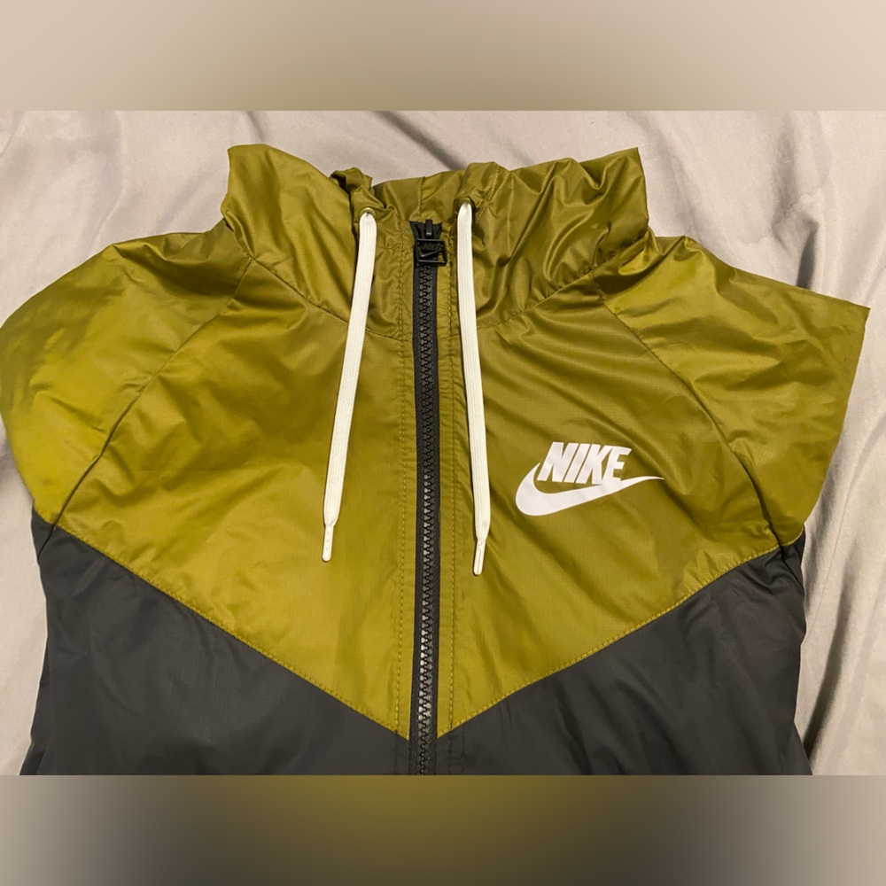 Nike Windbreaker